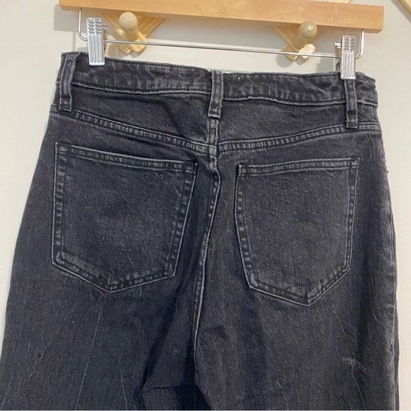 Abercrombie and Fitch Black High Rise Mom Jean size 4 - Picture 7 of 10